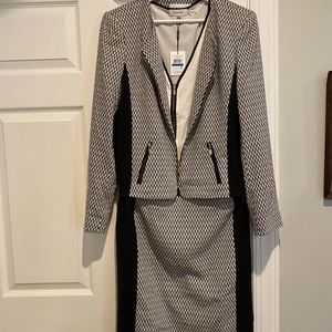 Calvin Klein Chevron Panel Suit & shirt NWT 14